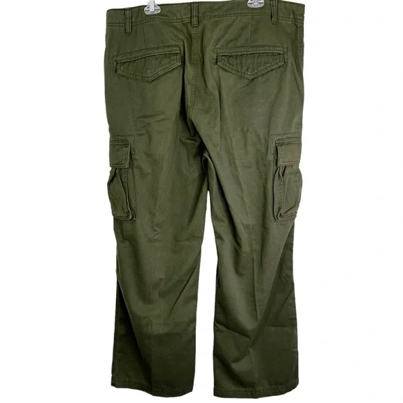 Timberland Relaxed Fit Cargo Chino Pants in Army Green Men’s Size 40x30 - Picture 2 of 9